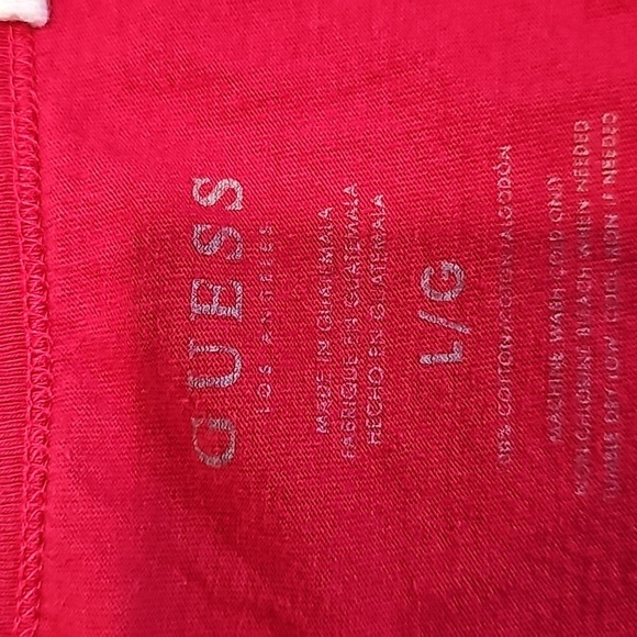 Guess large red short sleeve shirt - Picture 5 of 5